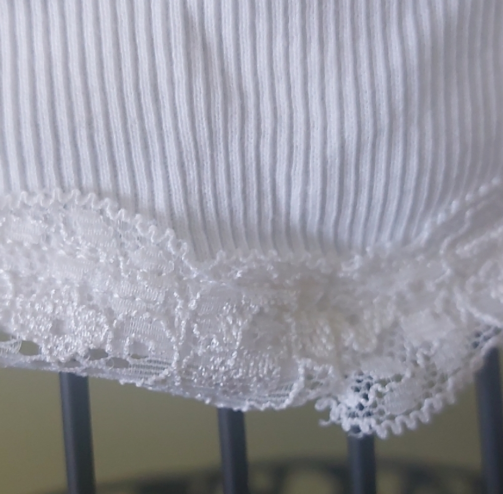 NWOT, TERRANOVA Size XL, Elegant White Lace Trimmed Women's Top, 100% Cotton - Picture 3 of 8